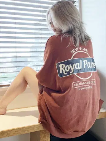 미사용 새상품 택 포함 RoyalPalms 맨투맨 돌먼즈 탑