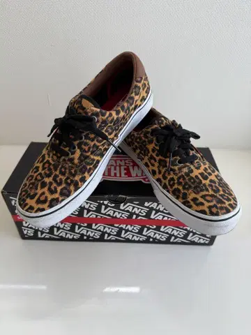 VANS 레어 레오파드 무늬 스니커즈 27.5cm
