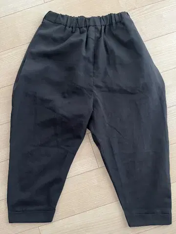 힘카시(현 사리게나크) 팬츠 가짜 린넨 블랙 포멀