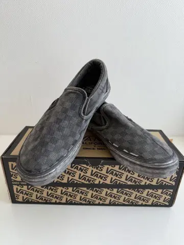 VANS 슬립온 데미지 가공 그레이 체크 무늬