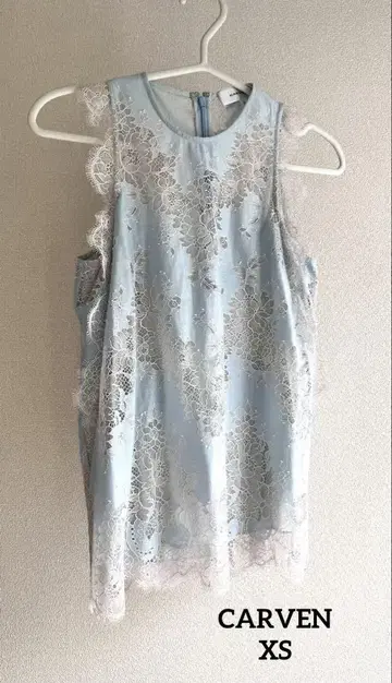 칼벤 슬리브리스 레이스 탑 블라우스 블루 XS