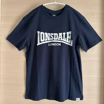 LONSDALE 네이비 / 화이트 로고 티셔츠 사이즈 M