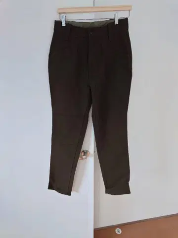 젬블 카키 팬츠