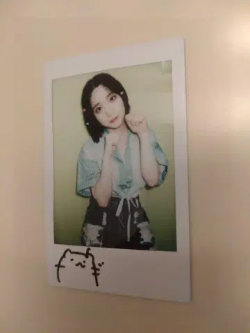 네모토 나기 친필 사인 폴라로이드