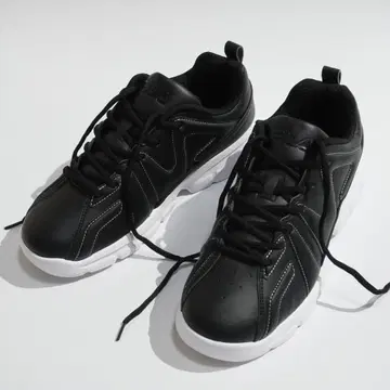 새상품 FILA 통굽 경량 로고