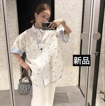 yori 라메 클로버 시어 셔츠 새상품 화이트 (한정판)