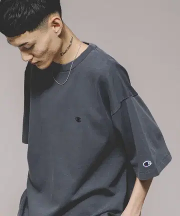 Champion/챔피온 별주 피그먼트 원포인트 TEE 빅 T