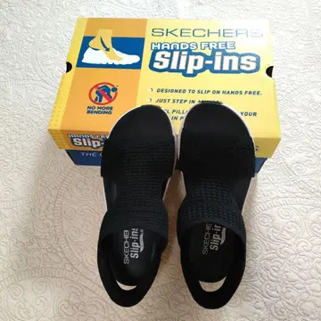 스케쳐스 Slip-Ins 블랙 스포츠 샌들