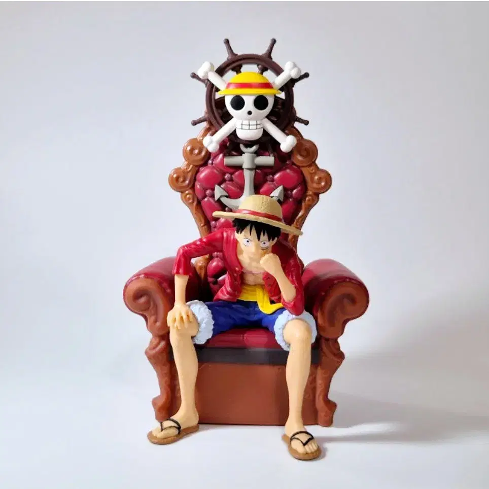 ONEPIECE | 원피스 Onepiece Luffy Piggy Bank Coin Bank Figure #원피스피규어,#루피저금통피규어  on Bunjang Global Site.