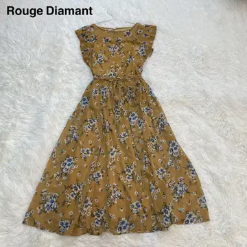 Rouge Diamant 루즈 디아망 꽃무늬 A 라인 원피스