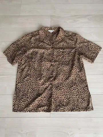 MOUSSY 레오파드 무늬 반팔 셔츠 F