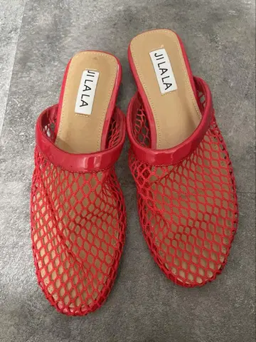 미사용 새상품 빨간색 메쉬 샌들