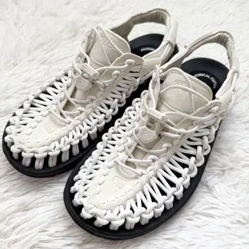 KEEN UNEEK 킨 유니크 샌들 24.5cm