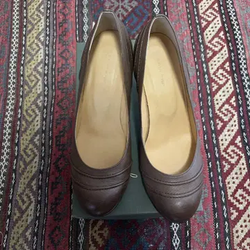 브라운 가죽 펌프스 25cm