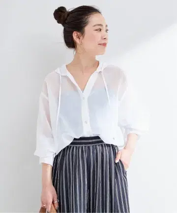 B.C STOCK 손세탁 가능 / 후드 시어 블루종