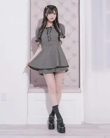 pium 파이핑 케이프 셋업 그레이 체크