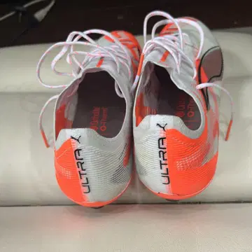 푸마 ULTRA 축구화 화이트/오렌지 HG 27