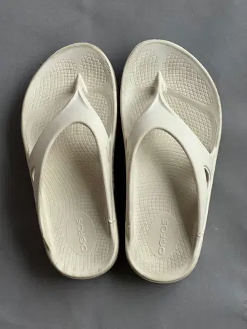 OOFOS 리커버리 샌들 비치 샌들 화이트 23cm