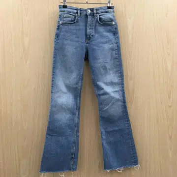 자라 부츠 컷 데님 F0711B19
