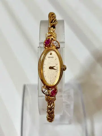 새상품급 작동품 세이코 SEIKO 1E20-5760 GP 4개 루비 포함
