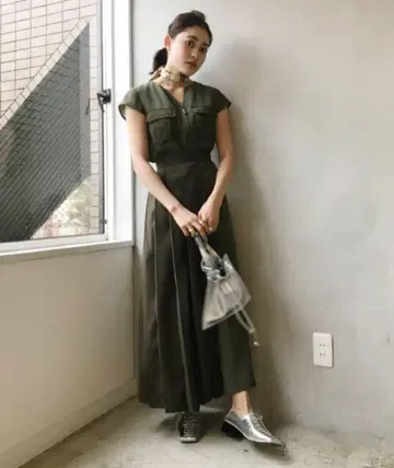 AMERI 올리브색 살로펫 S 사이즈