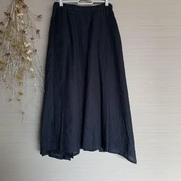 자비로운 비 스커트