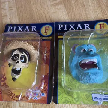 PIXAR 피규어 코코의 헥터와 샐리 세트