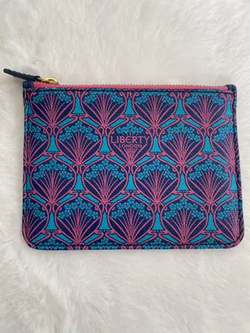 LIBERTY LONDON 리버티 프래그먼트 케이스