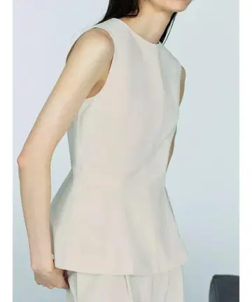자라 페플럼 탑 ZW COLLECTION