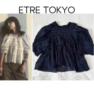 ETRE TOKYO 코튼 보일 셔링 블라우스 네이비 반팔 시어