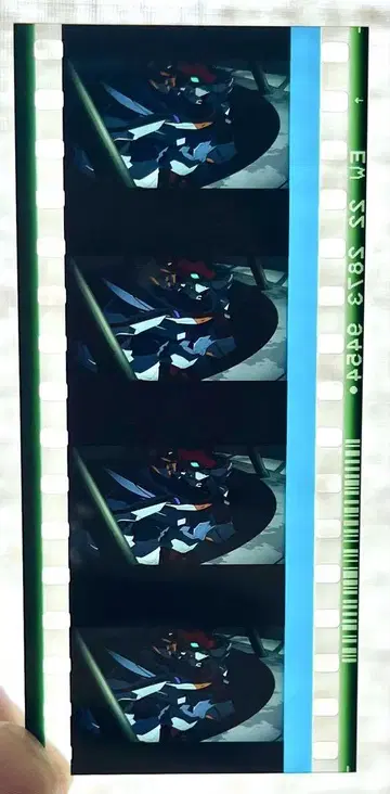 영화 지크 액스 특전 시계 부품 2장 세트