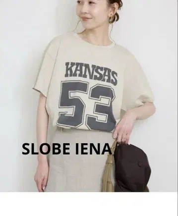 새상품급 SLOBE IENA 티셔츠 베이지