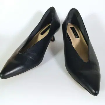 루타론 V 컷 펌프스 스틸레토 블랙 가죽 22.5cm