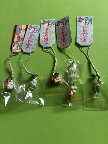 키티 스트랩 소프트 아이스크림 아이스크림 멜론 소다 스톱 레어