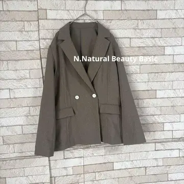 새상품급 Natural Beauty Basic 더블 브레스트 라이트 자켓