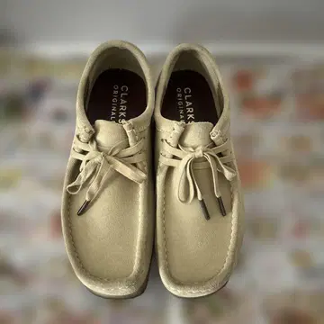 CLARKS ORIGINALS Wallabee Maple Suede