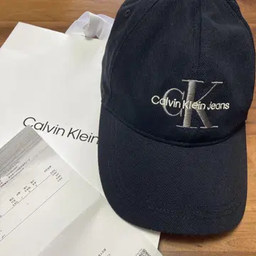 Calvin Klein 캘빈클라인 캡 블랙