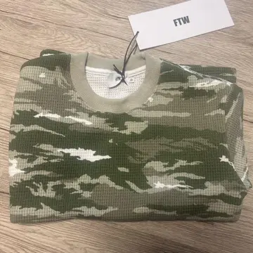 FTW 카모 패턴 S 사이즈