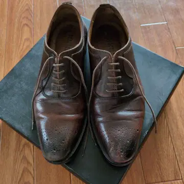 BARNEY'S NEW YORK 브라운 옥스퍼드 7.5M