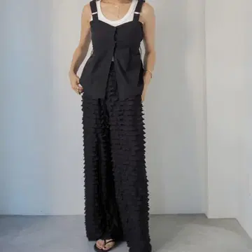herin 프릴 팬츠