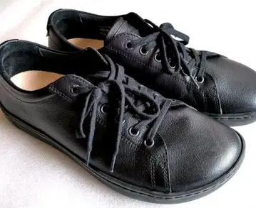 BIRKENSTOCK 블랙 스니커즈 40