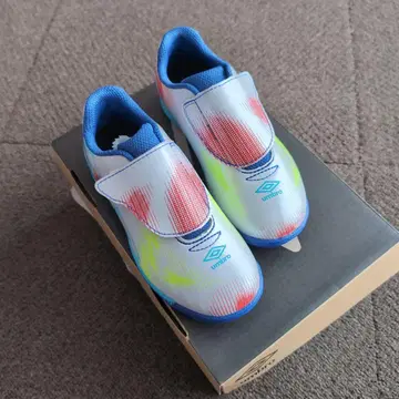 Umbro 축구화 UK 15 JP 17 미사용 새상품