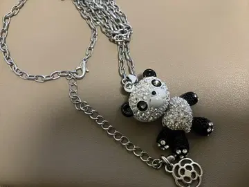 팬더 참 목걸이