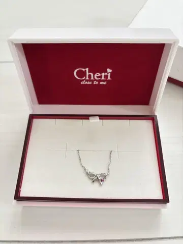 Cheri 목걸이