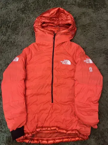 THE NORTH FACE 서밋 시리즈 후드 부착 다운 자켓