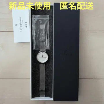 미사용 새상품 노드 그린 건메탈 36mm