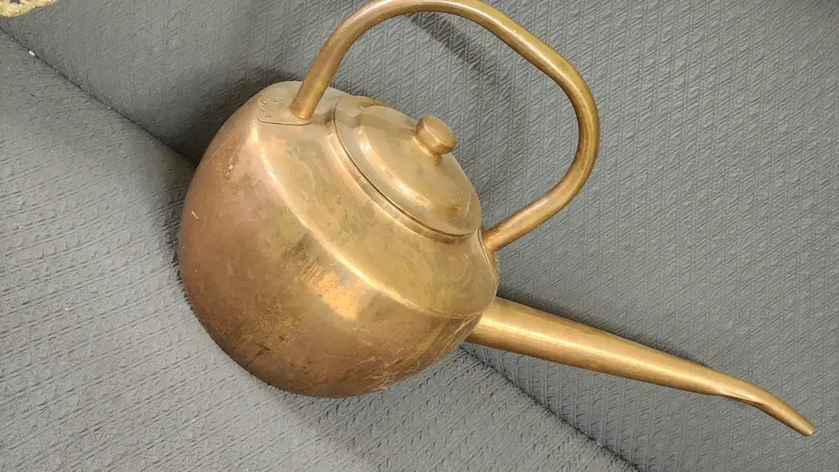 Chinese Qing Dynasty 1912-1949 Imperial Copper Kettle