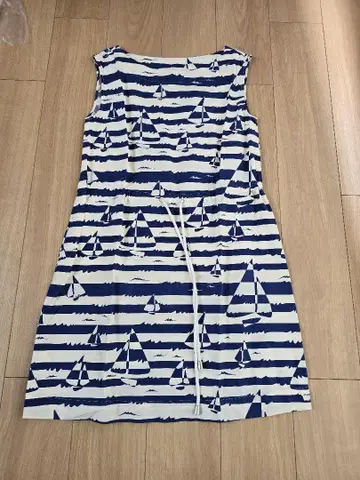 LAURA ASHLEY 로라 애슐리 요트 패턴 슬리브리스 원피스