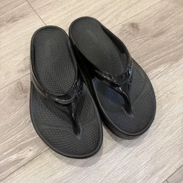 우포스 OOFOS 통굽 샌들 EU37 통굽 여성용 샌들