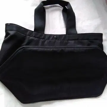 블랙 나일론 토트백